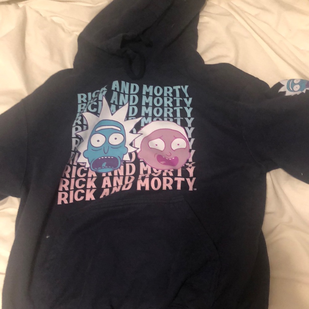 Real adult swim Rick and morty shirt used very good quality and very comfortable
